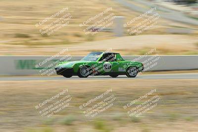 media/May-31-2025-CalClub SCCA (Sat) [[2c1a04e1ee]]/Qualifying/Group 6/Turn 4/